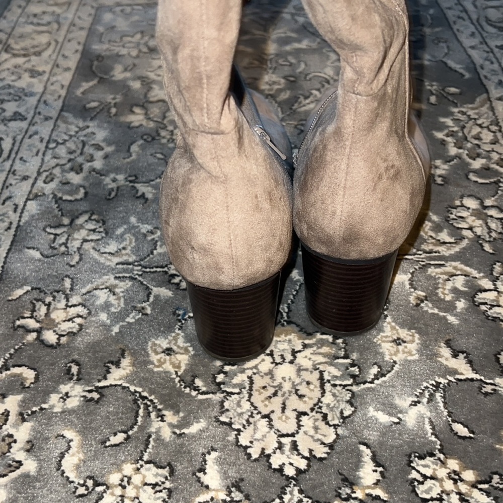 Tan Suede Boots - Picture 4 of 13